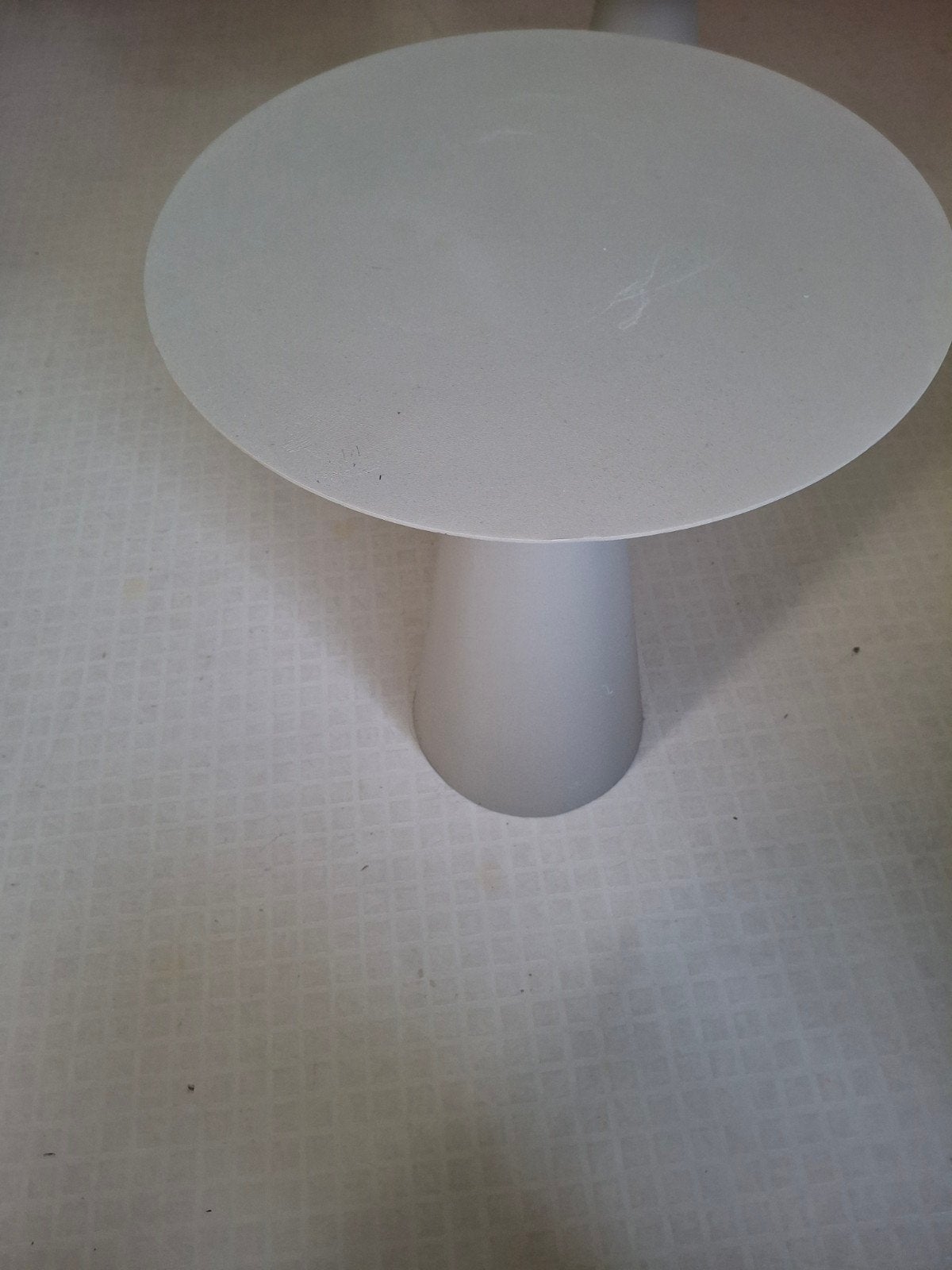 Set van 2 moderne bijzettafels - Grijs, Overige materialen, Minder dan 55 cm, Gebruikt, Rond