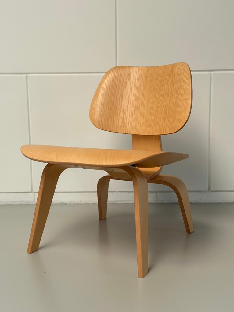 Vitra Eames LCW (Essen), Ophalen of Verzenden, Zo goed als nieuw, Wit, Eén