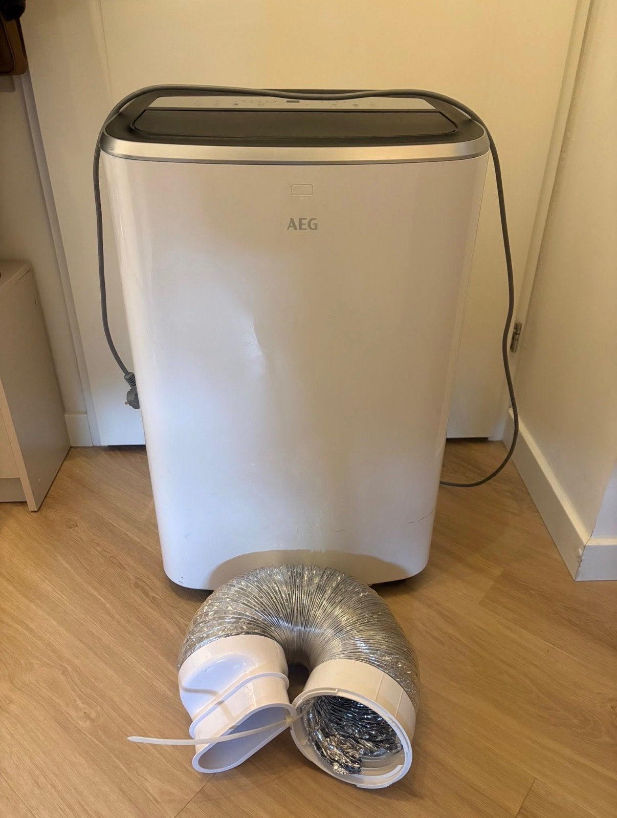 AEG Mobiele Airco, Ophalen, Minder dan 60 m³, Timer, 3 snelheden of meer