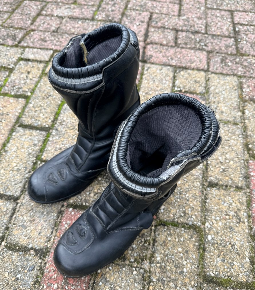 Cavalier leren motorlaarzen zwart maat 44 vallen groot, Motoren, Heren, Ophalen of Verzenden, Cavalier, Laarzen