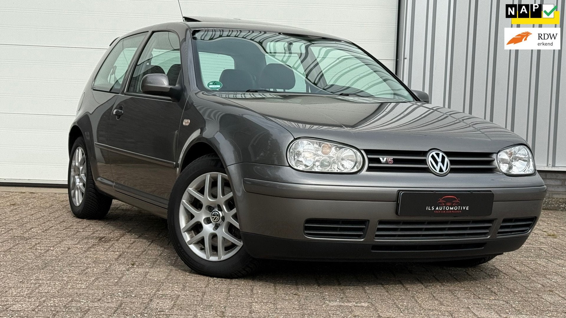 Volkswagen Golf 2.3 V5 Highline | NAP | Schuifdak | BBS |Uni, Voorwielaandrijving, Stof, Gebruikt, Metallic lak