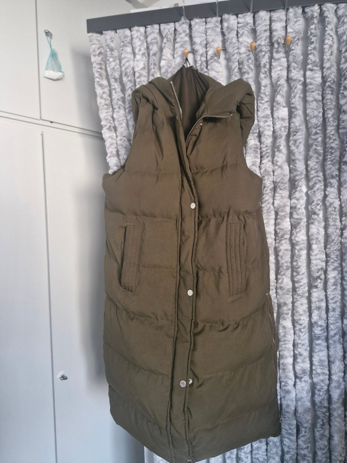 Mooie lange gewatteerde bodywarmer met capuchon, Kleding | Dames, Bodywarmers, Onbekend, Gedragen, Groen, Ophalen