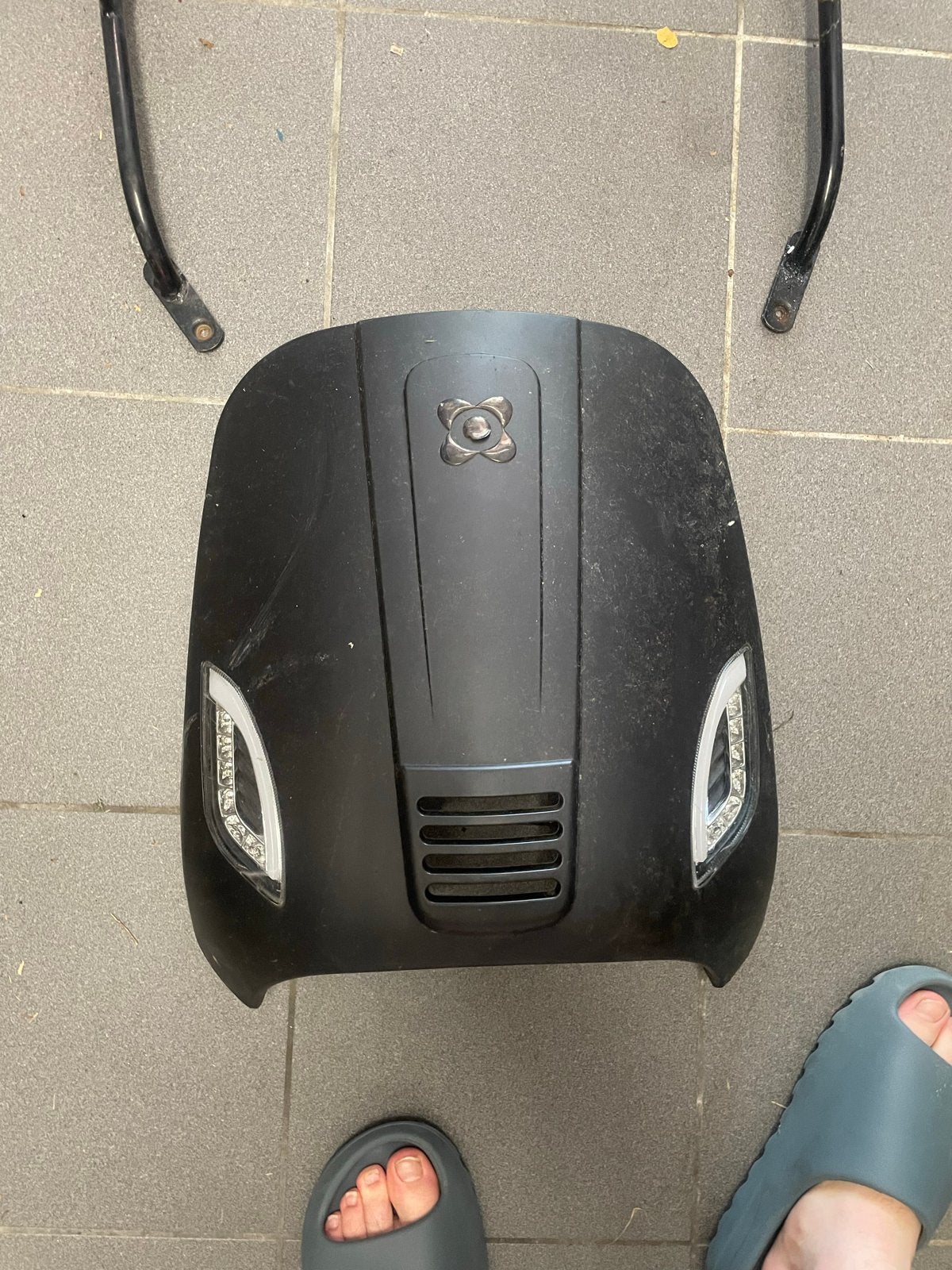 Stuurkap met LED dagrijverlichting voor BTC Riva/AGM/Znen 50, Ophalen, Gebruikt, Kap, Overige merken