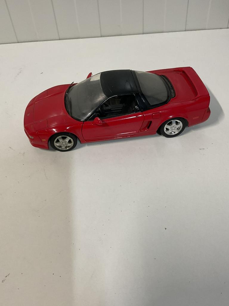 Honda NSX 1:18, Hobby en Vrije tijd, Modelauto's | 1:18, Ophalen, Zo goed als nieuw, Motor