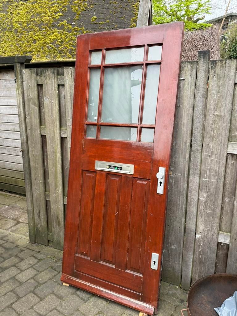 Massieve Merbau voordeur 2115/880, Ophalen, Zo goed als nieuw, Buitendeur, 200 tot 215 cm