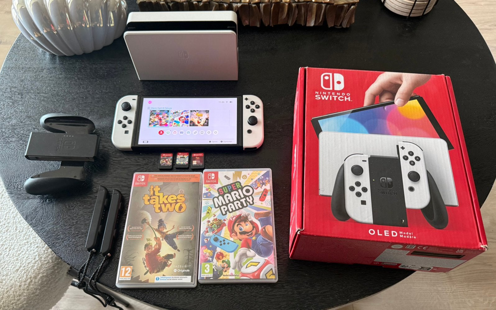 Nintendo Switch OLED Wit + 3 Topgames in nieuwstaat, Switch OLED, Met games, Met 2 controllers, Ophalen of Verzenden