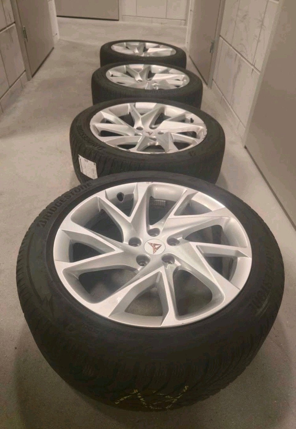 Cupra Formentor 245 45 18 Winterset, 18 inch, Banden en Velgen, Personenwagen, Gebruikt