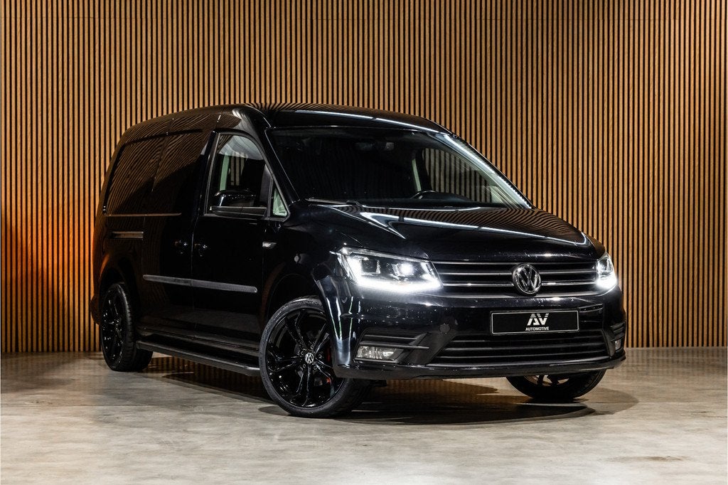 Volkswagen Caddy 2.0 TDI L2H1 Maxi C-Edition | ACC | Bi-Xeno, Automatische klimaatregeling, Gebruikt, 4 cilinders, Zwart