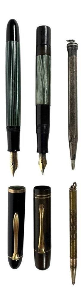 1152. Vulpennen Pelikan en twee vulpotloden, 20e eeuw, Ophalen of Verzenden, Gebruikt, Vulpen, Overige merken