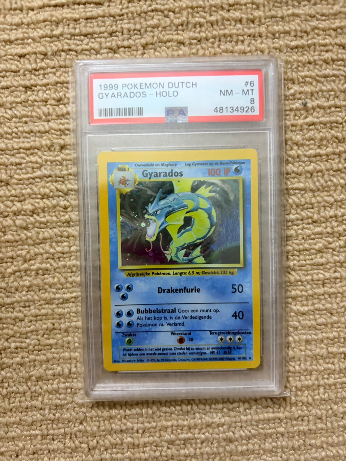 Gyarados base set PSA 8 dutch, Hobby en Vrije tijd, Verzamelkaartspellen | Pokémon, Ophalen, Zo goed als nieuw, Losse kaart, Foil