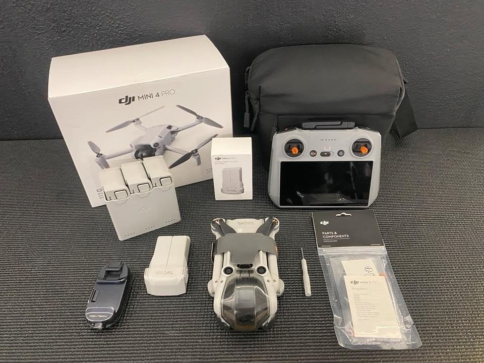 DJI Mini 4 Pro - Zo goed als nieuw, Audio, Tv en Foto, Drones, 30 tot 45 minuten, Cameradrone, Obstakel-ontwijking, Ophalen of Verzenden
