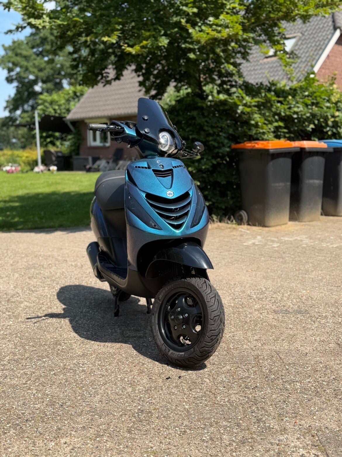 Piaggo zip 80cc SP, Fietsen en Brommers, Scooters | Piaggio, Ophalen, Maximaal 45 km/u, Zip, Zo goed als nieuw