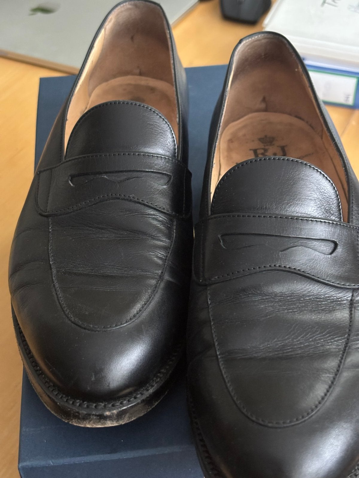 Schoenen, Ophalen, Zwart, Floris van Bommel, Gedragen