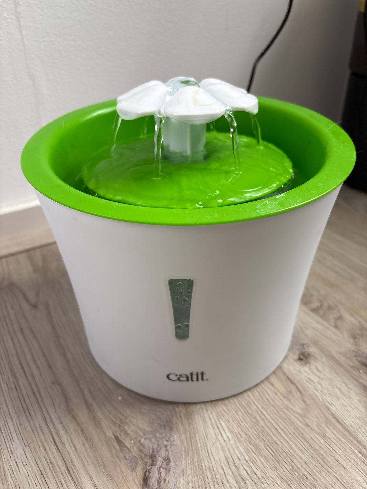 Catit waterfontijn katten, Ophalen of Verzenden, Gebruikt