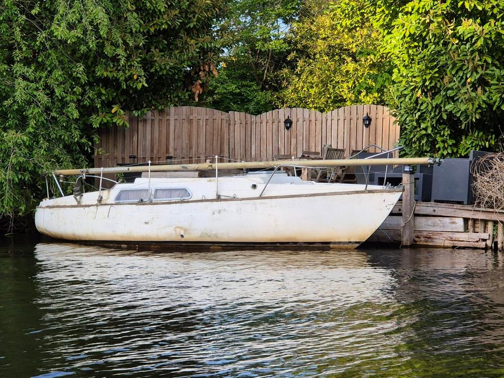 Zeilboot Samourai - Opknapper met inboard motor (loopt niet), Ophalen of Verzenden, Gebruikt, Minder dan 15 m²