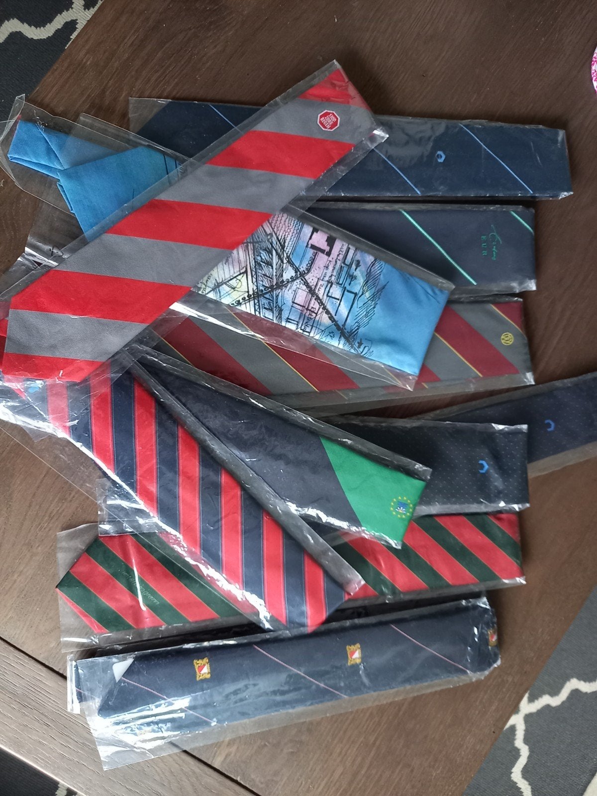 Verzameling stropdassen met logo (11 stuks), Ophalen of Verzenden, Zo goed als nieuw, Overige kleuren