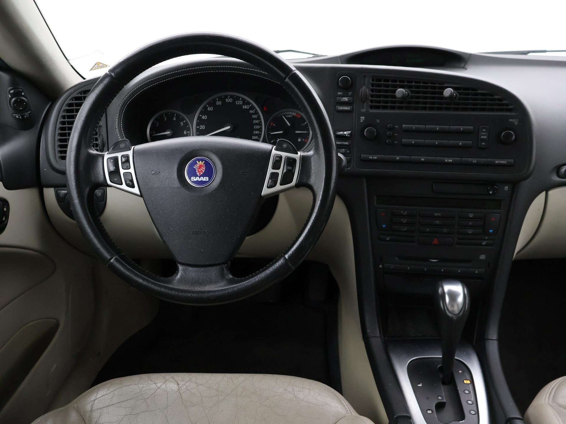 Saab 9-3 Cabrio 2.0T 210 PK AERO AUT. + LEDER | TREKHAAK | S, Auto's, 1998 cc, Gebruikt, 4 cilinders, Cabriolet