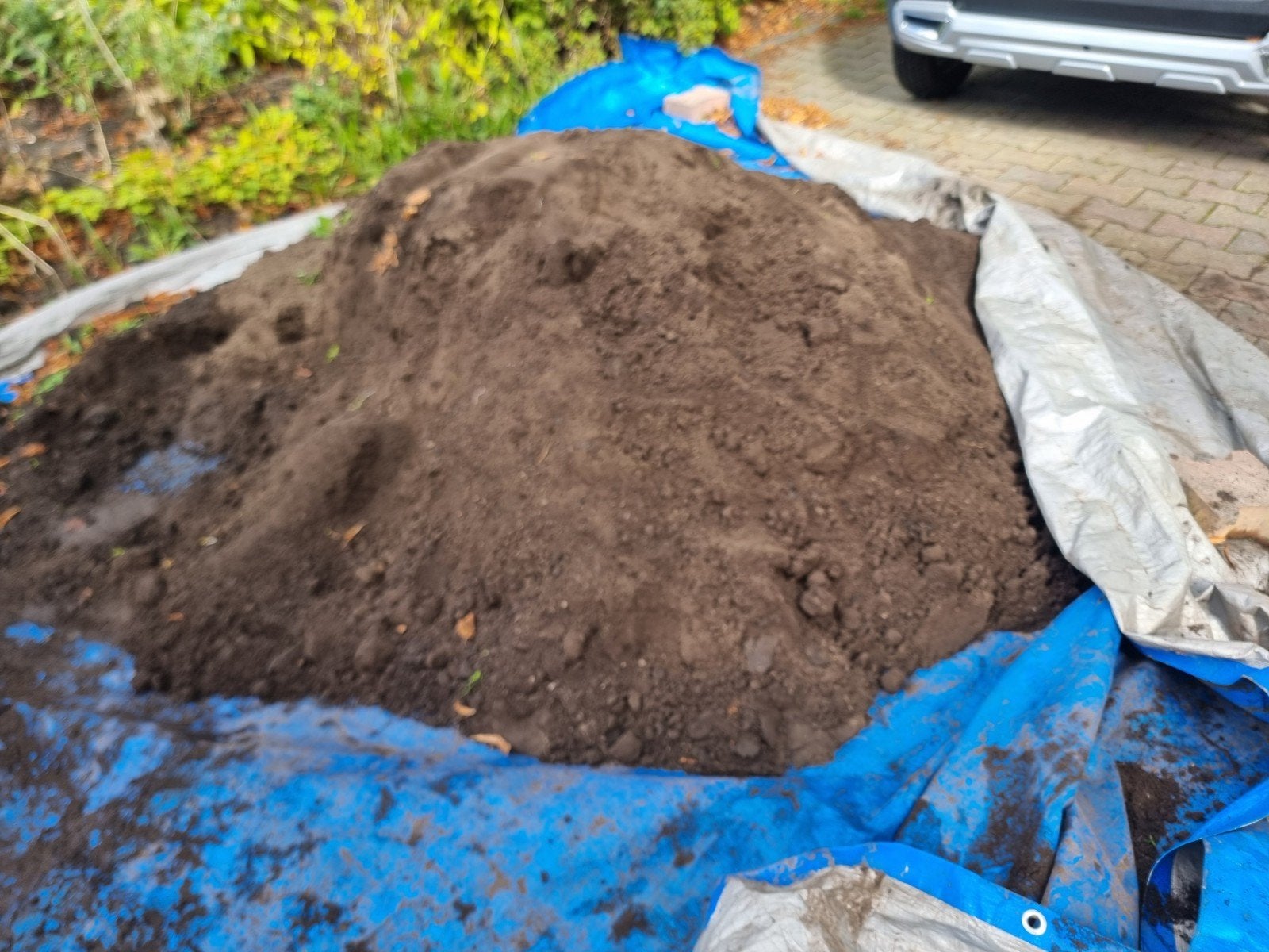 Gezeefde tuinaarde gratis af te halen in Onderdendam., Ophalen, Tuinaarde