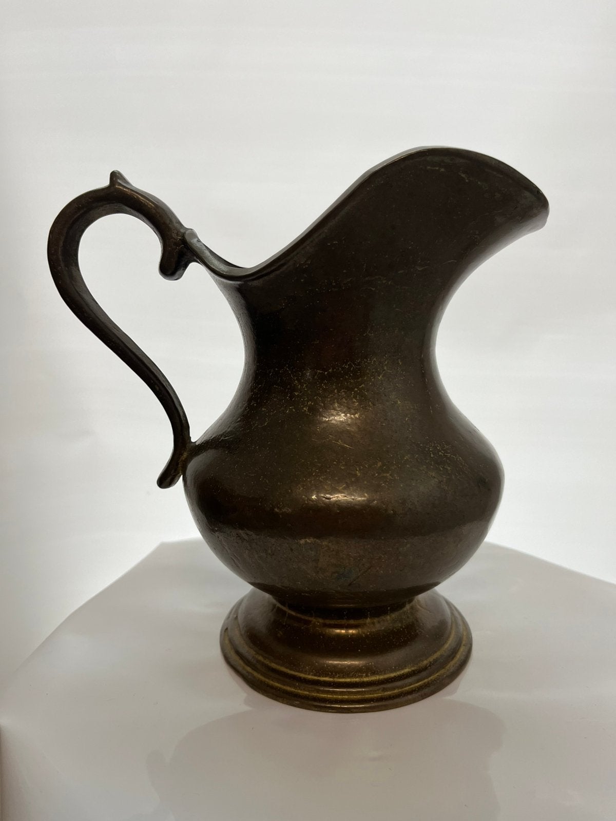 Grote massieve GILDE Handwerk messing kan / decoratieve kan., Ophalen of Verzenden, Koper