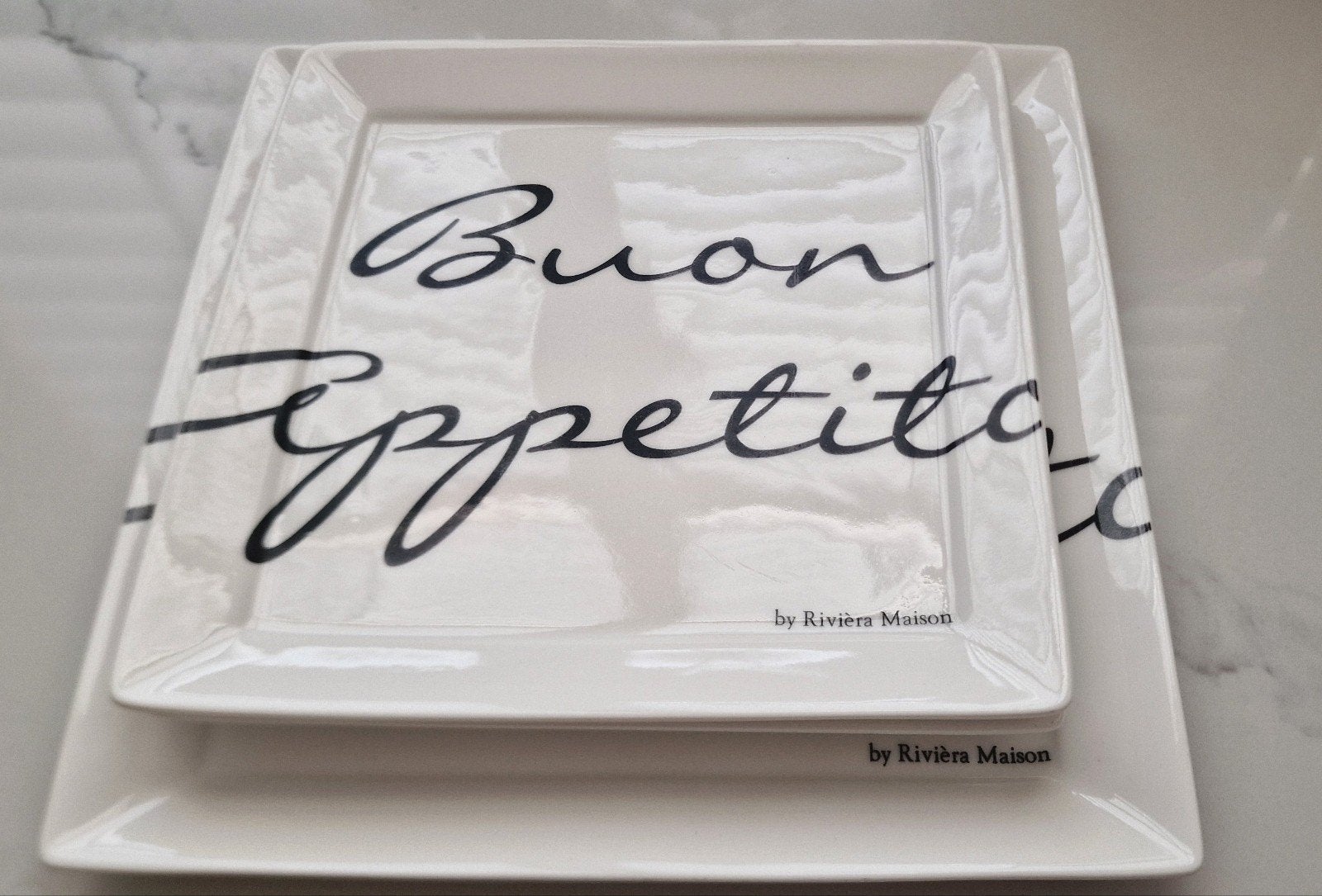 3 Riviera Maison serveer bordjes 'Buon Appetito', Gebruikt, Overige merken, Keramiek, Ophalen of Verzenden