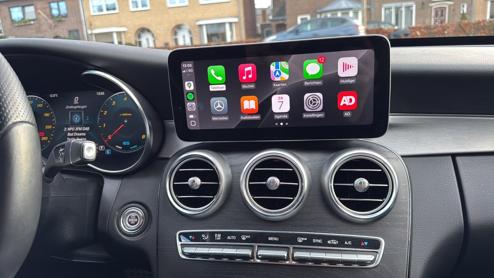 Mercedes Apple Carplay Android Auto activatie, Coderen, AMG, Auto diversen, Autoradio's, Zo goed als nieuw, Ophalen