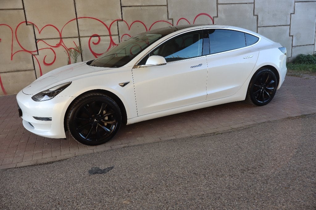 Foto 4 van Tesla Model 3 Long range awd