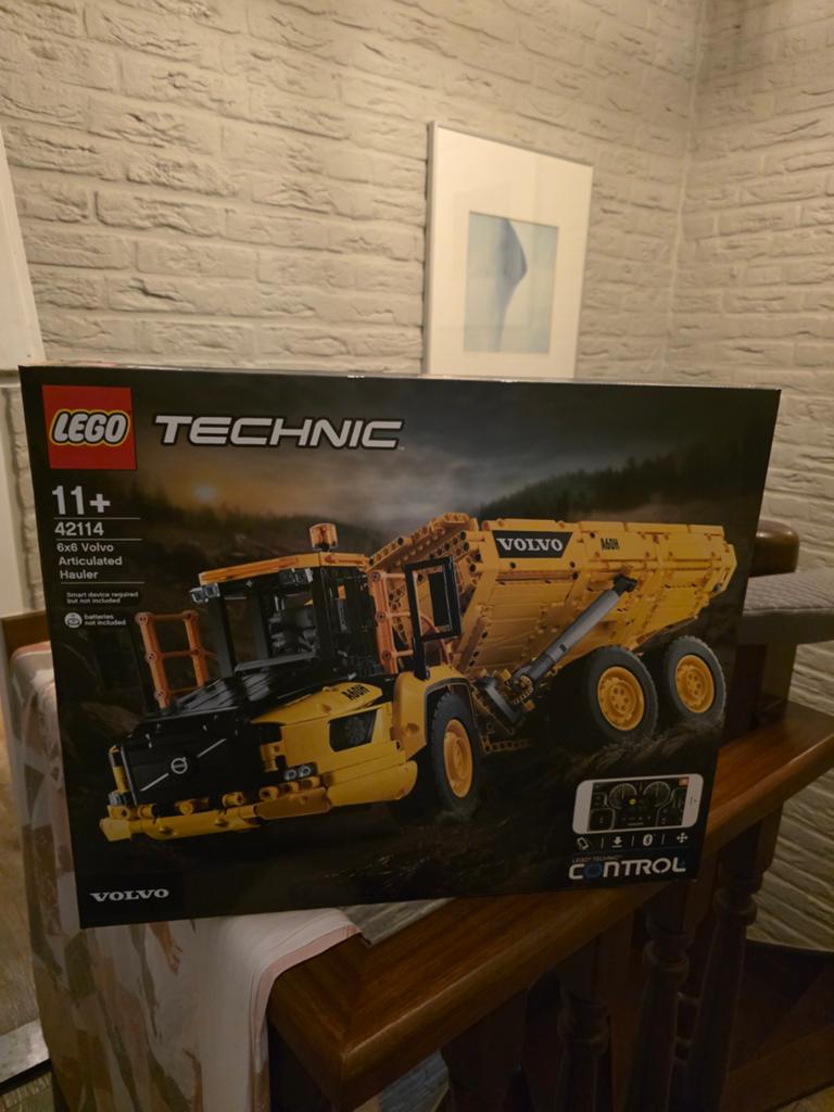 Te koop :Nieuw ongeopend LEGO Technic 42114 Volvo 6x6, Ophalen of Verzenden, Nieuw, Overige merken