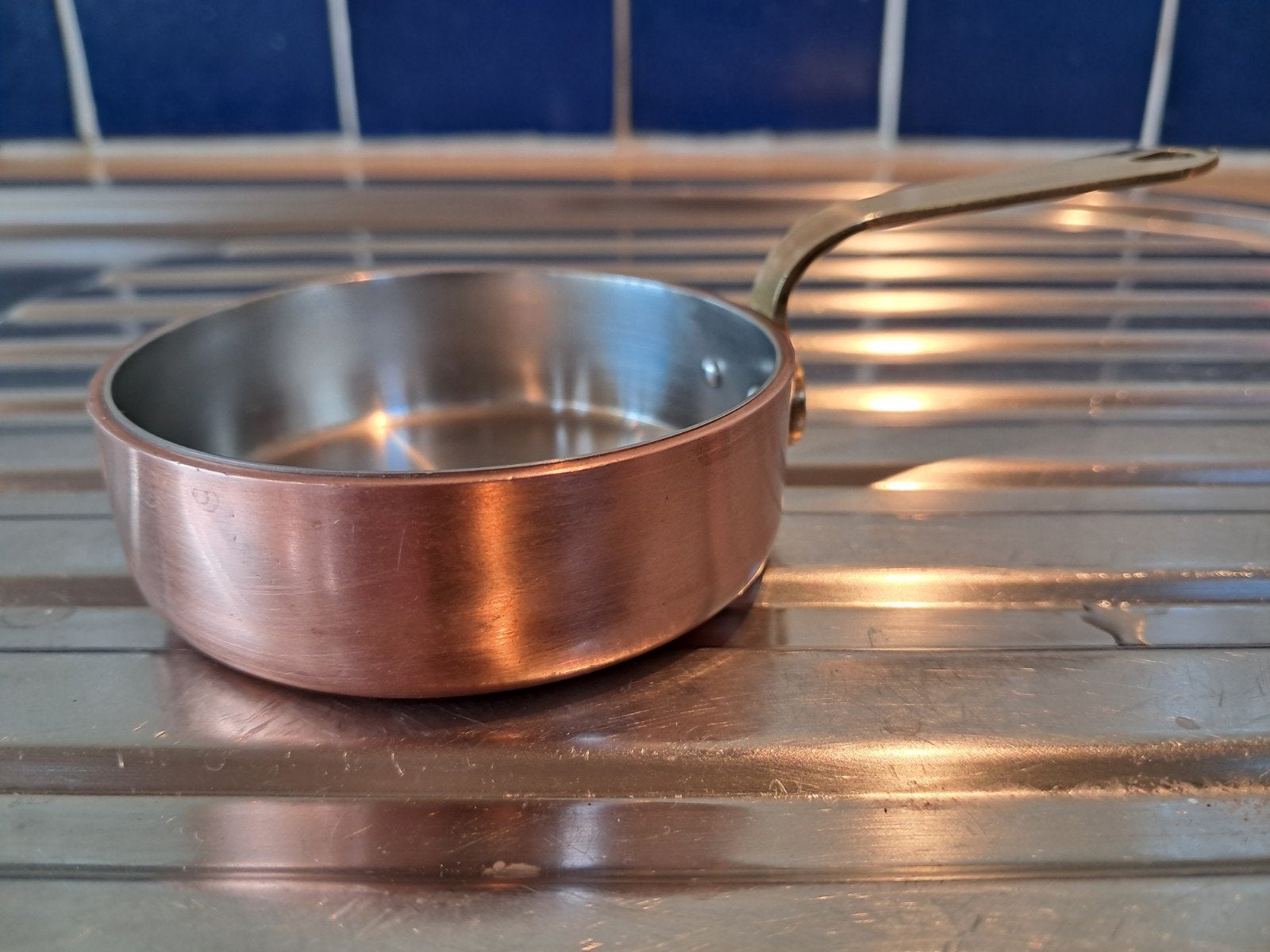 INOCUIVRE SARTEL sauspannetje koper/staal 7 cm izgs, Huis en Inrichting, Ophalen of Verzenden, Met handvatten, Overige merken