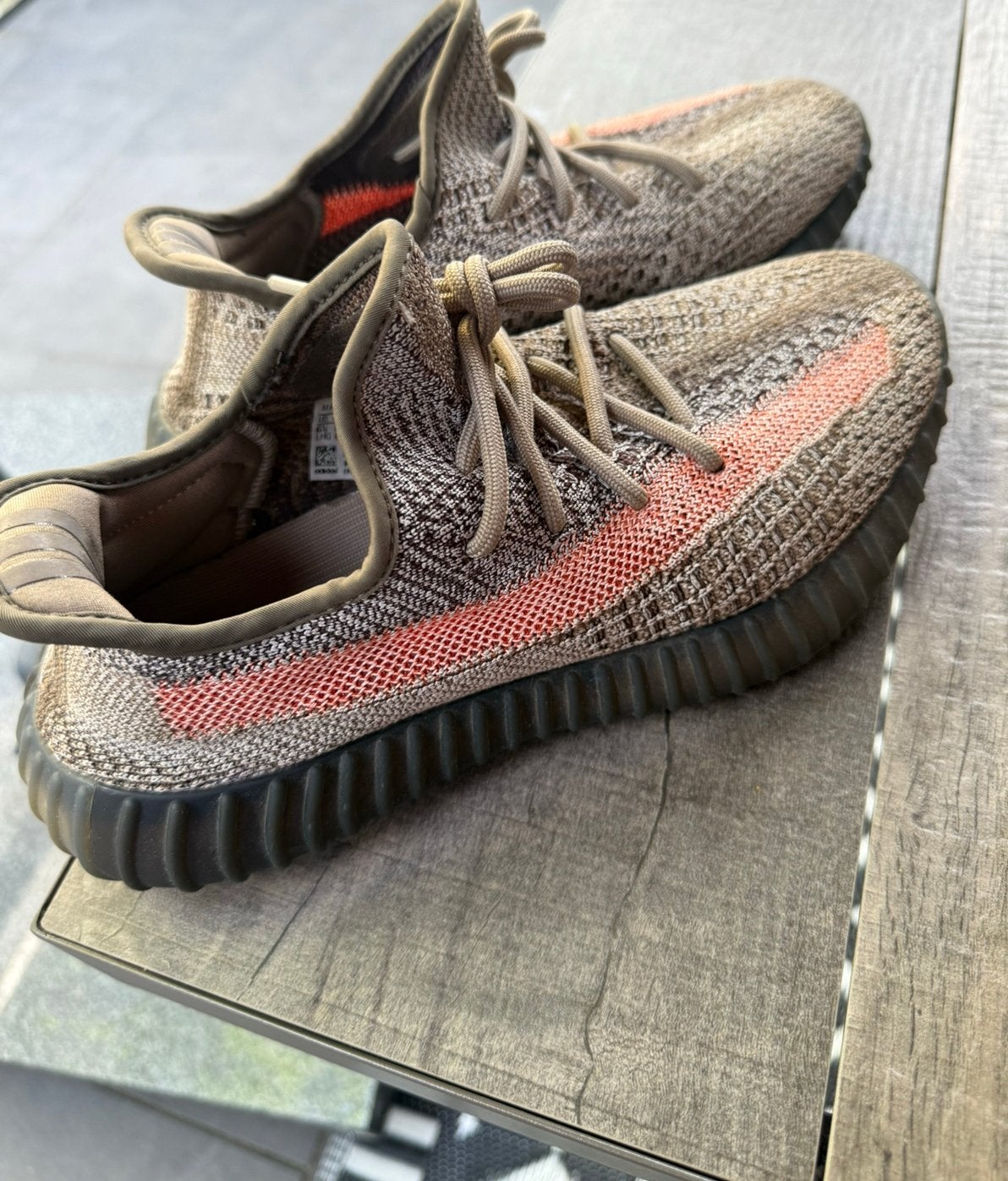 Yeezy Ashstone, Ophalen of Verzenden, Gedragen, Overige kleuren, Sneakers of Gympen