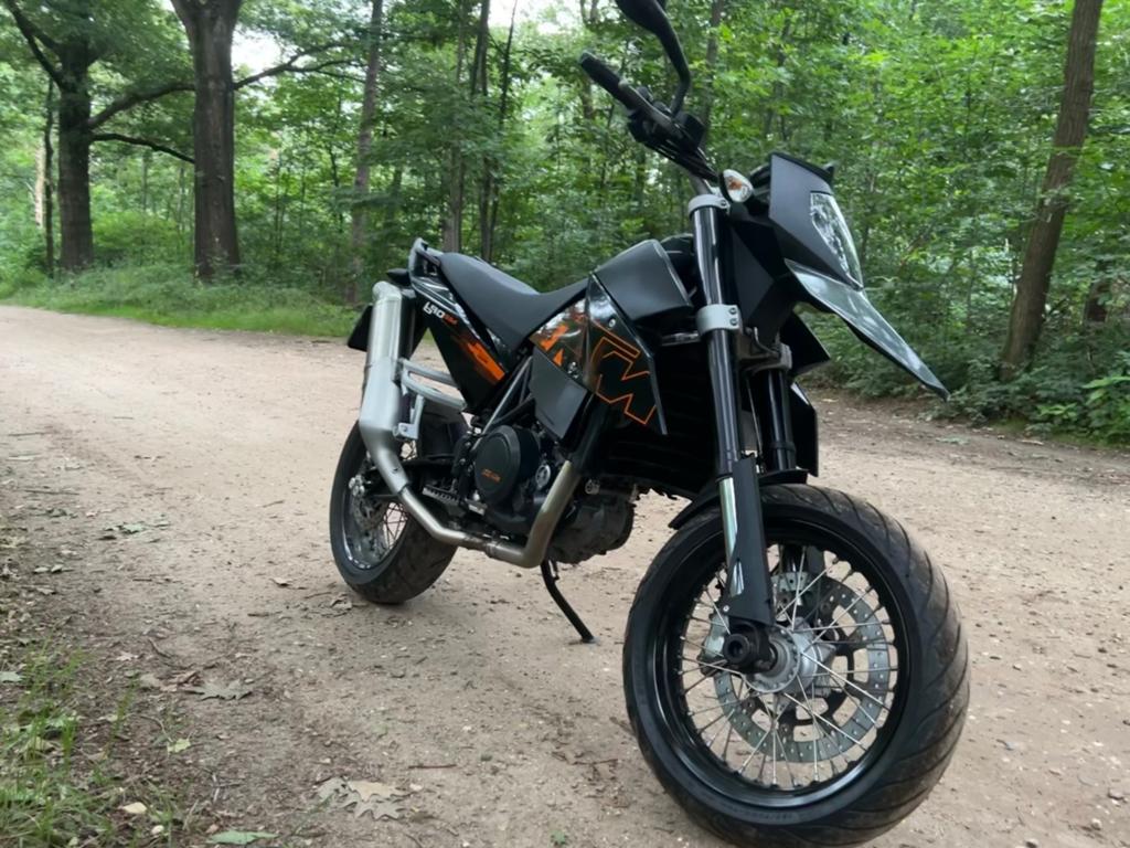 Ktm 690 sm, Ophalen, Nieuw