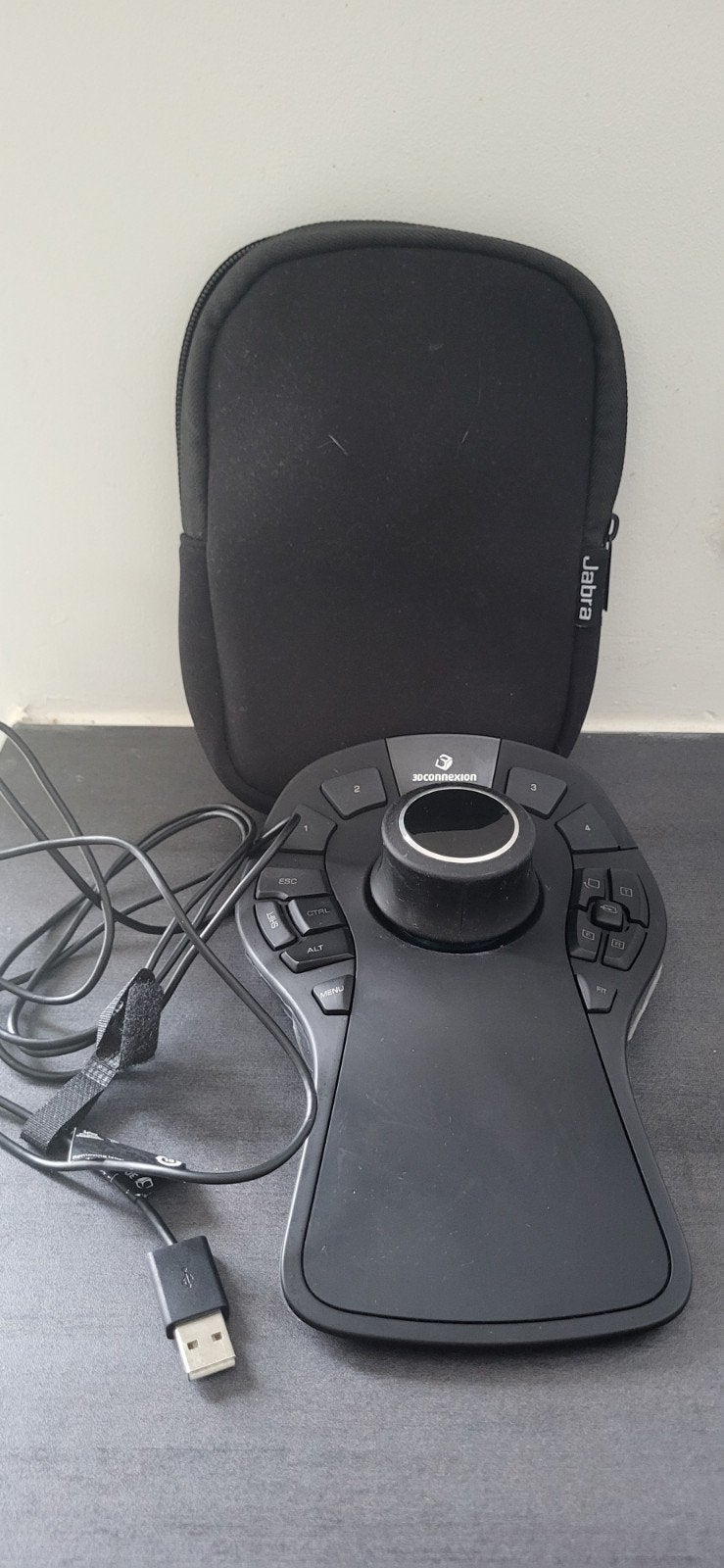 3Dconnexion SpaceMouse Pro - Professionele 3D-navigatie, Computers en Software, Muis, Ergonomisch, Ophalen of Verzenden, Zo goed als nieuw