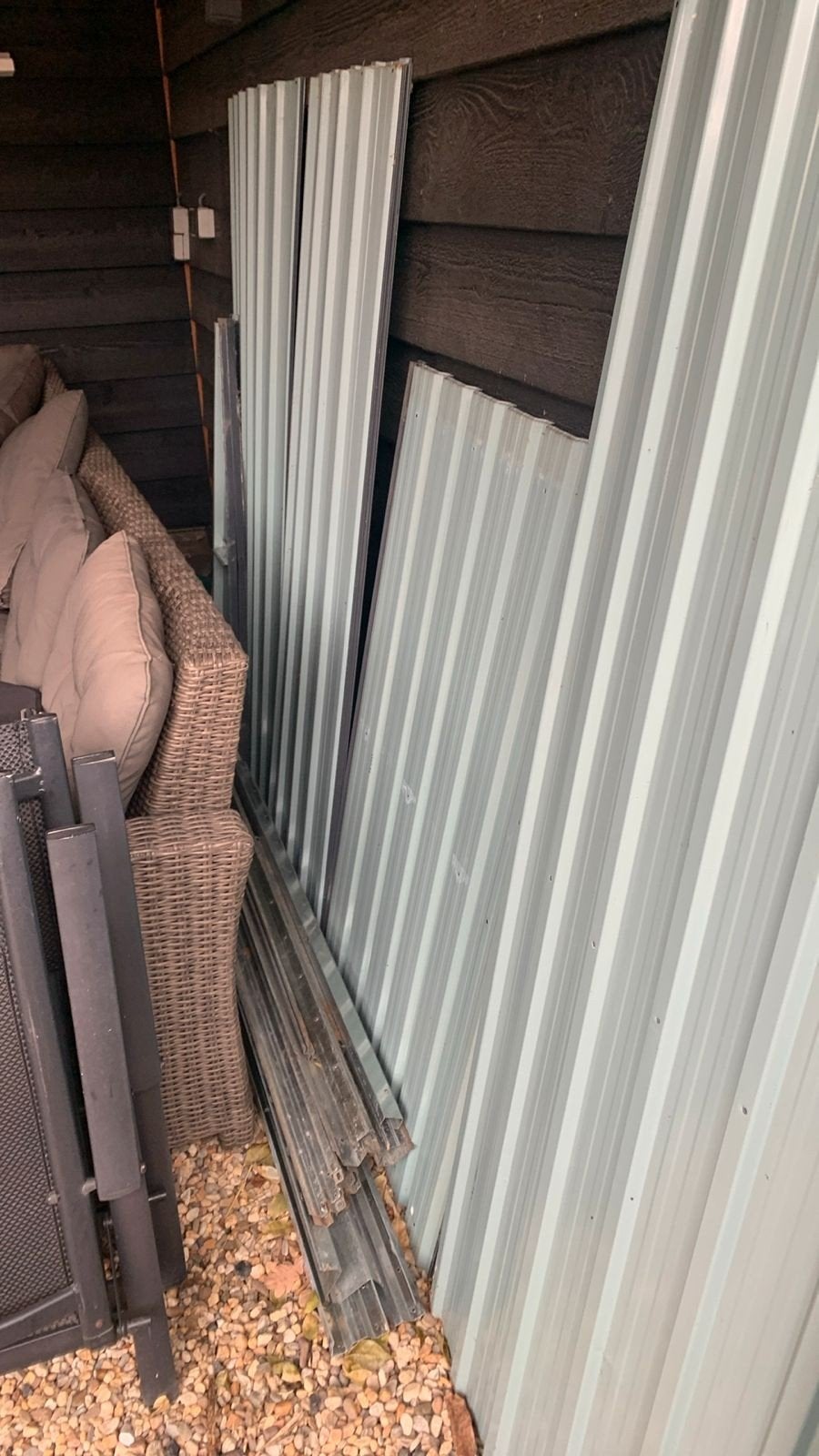 Metalen berging/tuinhuisje te koop, Minder dan 250 cm, Schuur, Ophalen of Verzenden, Zonder ramen
