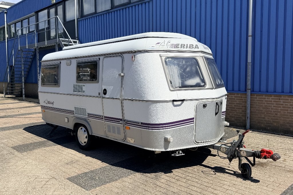 Eriba Touring Troll mover lengtebedden & Unico Verona luifel, 2 aparte bedden, Schokbreker, Kleine zit, Tot en met 3