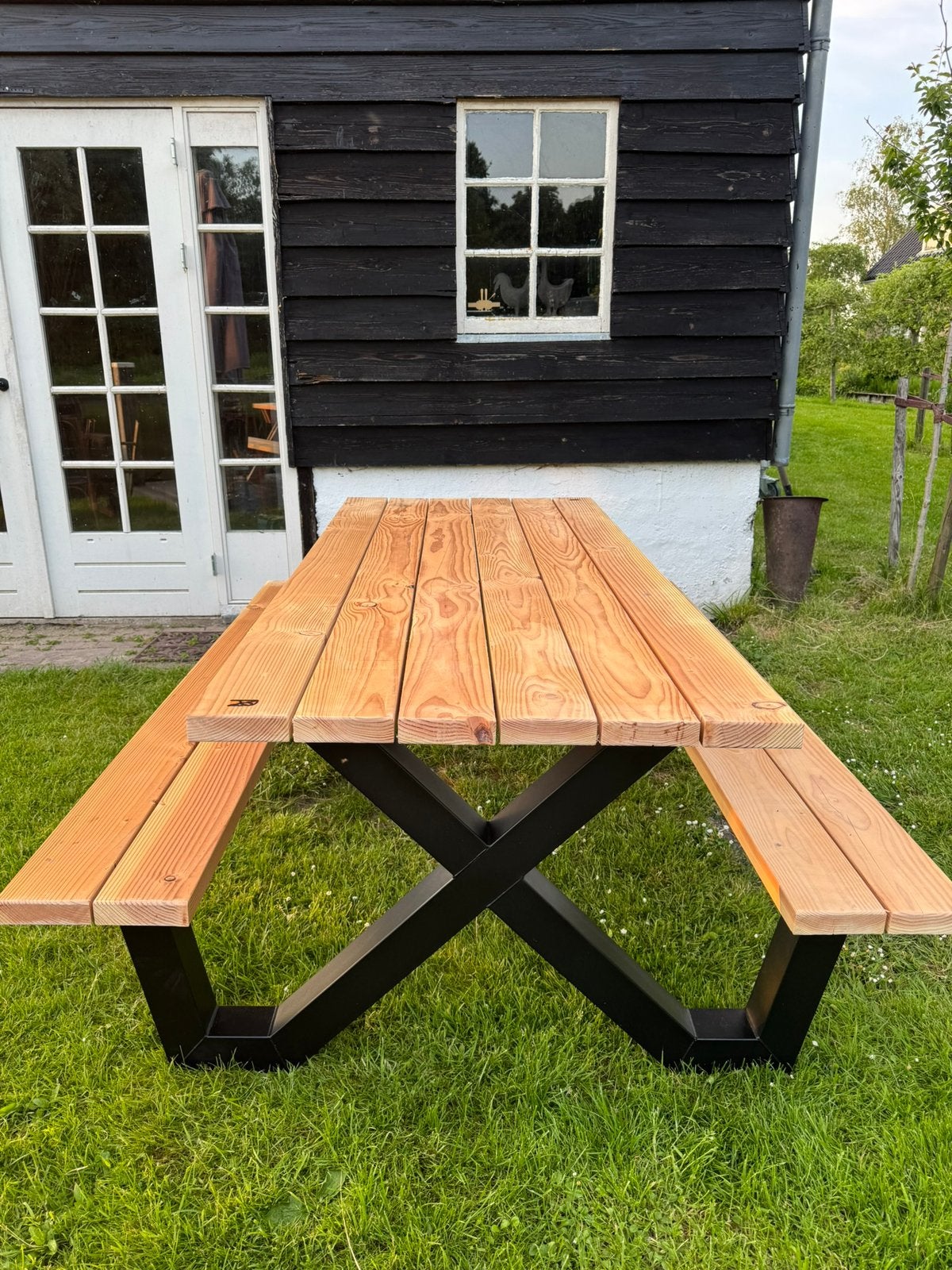 Handgemaakte Douglas Houten Picknicktafel met Stalen Frame, Tuin en Terras, Picknicktafels, Ophalen, Nieuw, Rechthoekig, Hout
