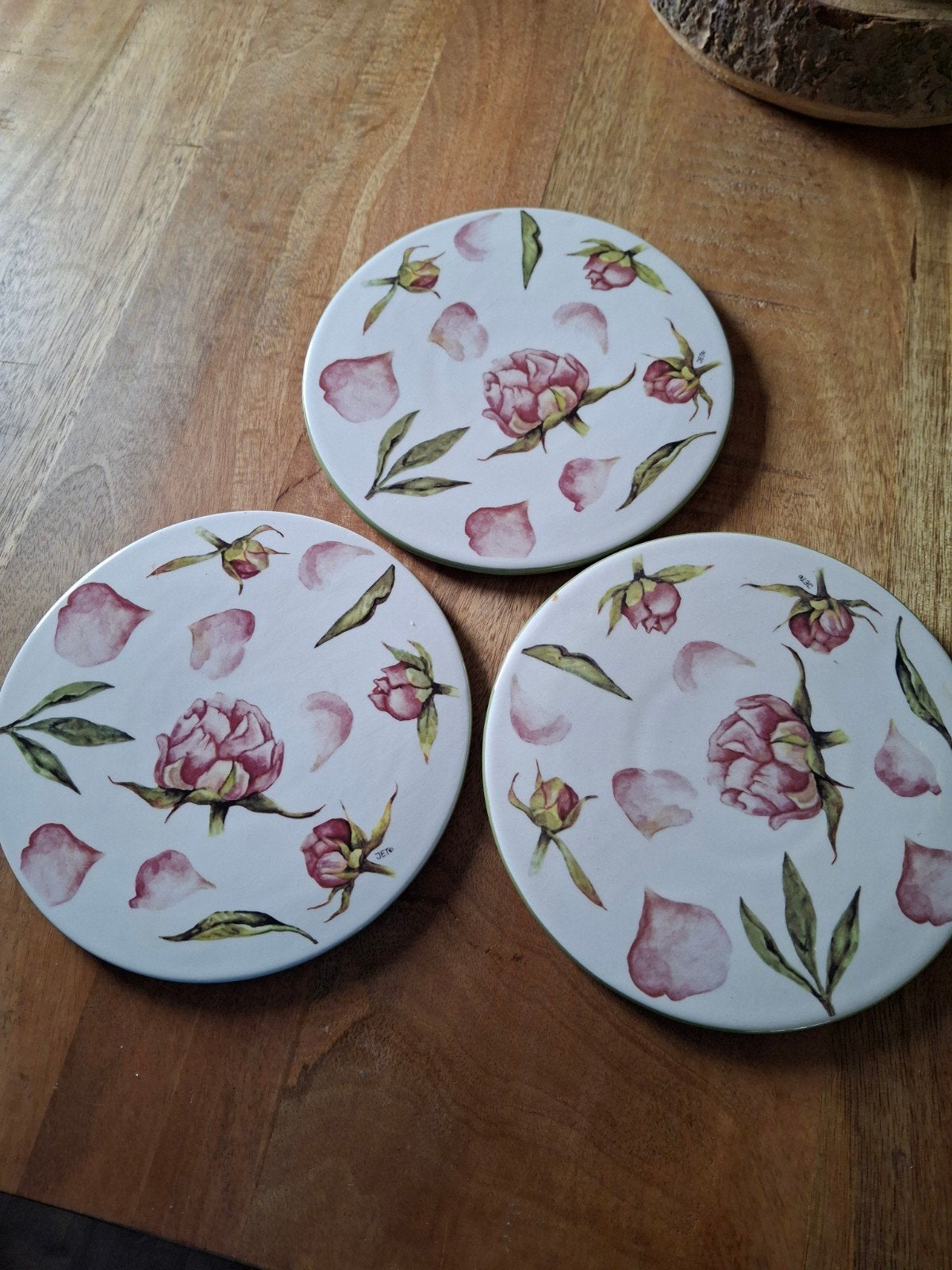 3 pannenonderzetters merk Jet met bloemmotief, Overige typen, Ophalen of Verzenden, Zo goed als nieuw, Steen/keramiek