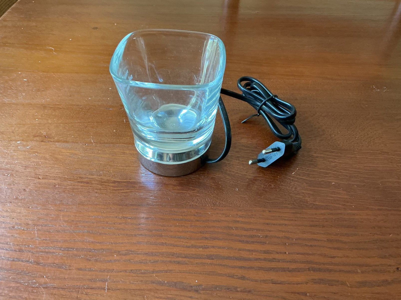 Laadstation voor elektrische tandenborstel met glas, Ophalen of Verzenden, Gebruikt, Tandenborstel