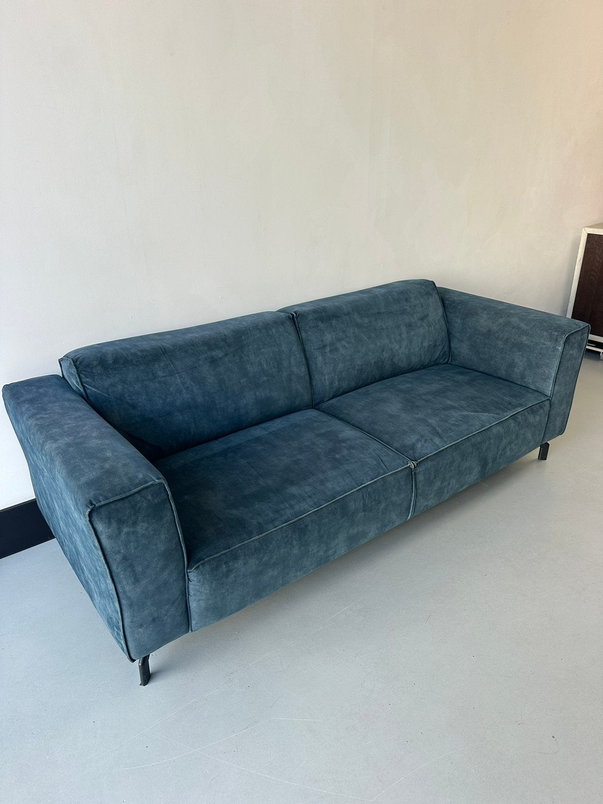 Blauwgroene bank – gereinigd - 220 cm - goede staat, Ophalen, Driepersoons, 75 tot 100 cm, Zo goed als nieuw