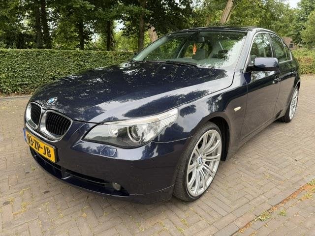 BMW 5 Serie 525i High Executive Xenon/Leer/Navi/Schuif-kante, Auto's, Automaat, Gebruikt, 2000 kg, Blauw