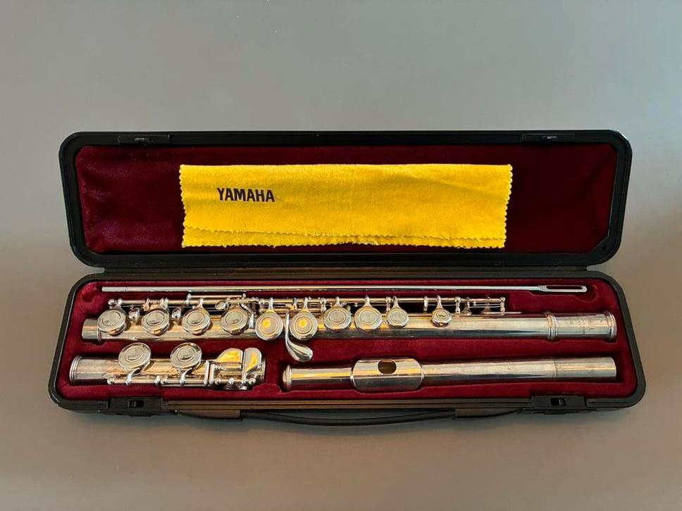 Dwarsfluit Yamaha 211S 1988, Ophalen of Verzenden, Zo goed als nieuw, Dwarsfluit, Met koffer of tas