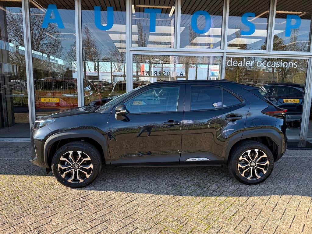 Toyota Yaris Cross 1.5 Hybrid Dynamic ,APPLE CARPLAY, CAMERA, Stof, Gebruikt, Zwart, 1165 kg