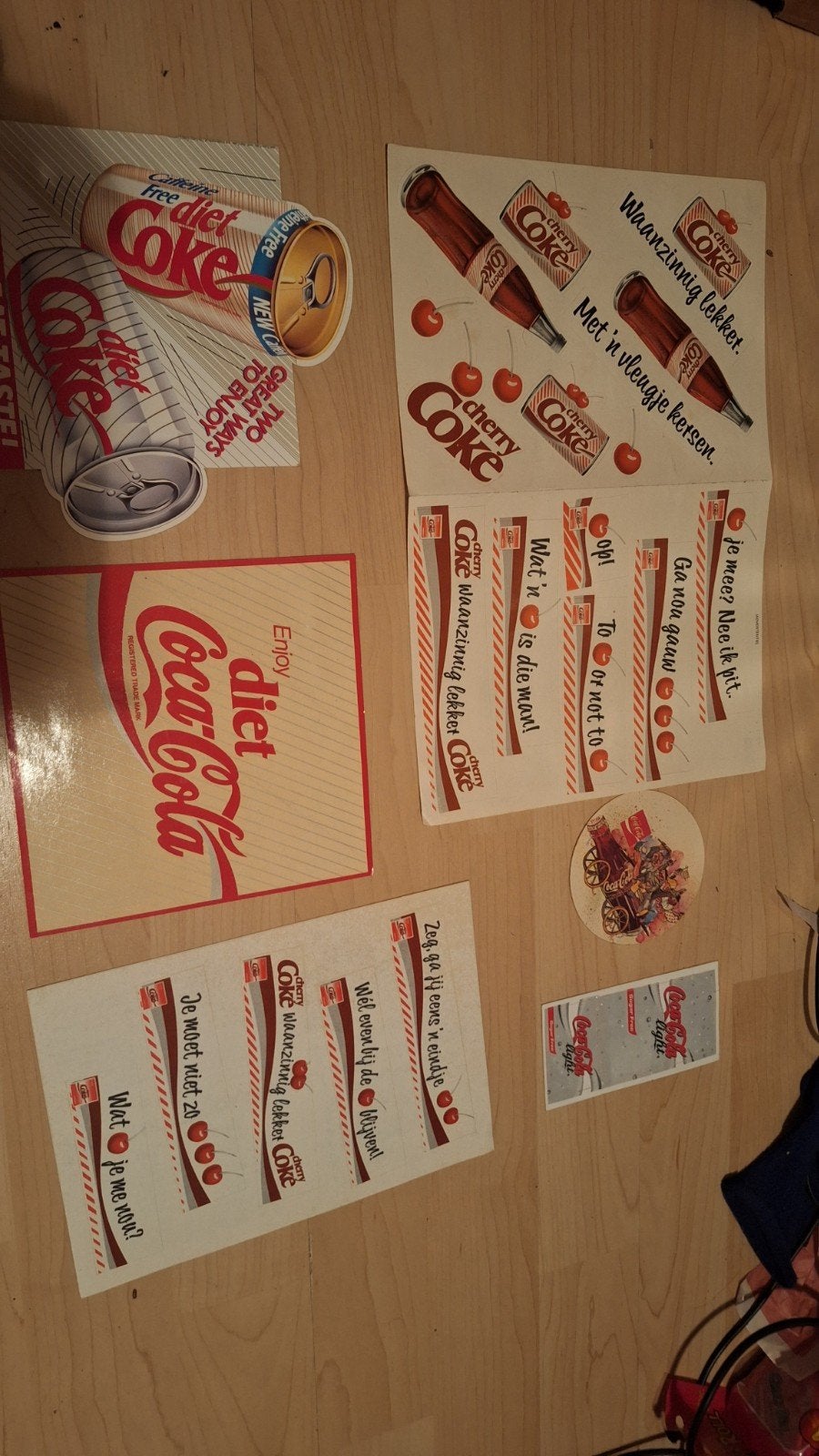 Vintage Coca-Cola stickers en reclame (jaren '80/'90), Verzamelen, Ophalen, Gebruikt, Merk