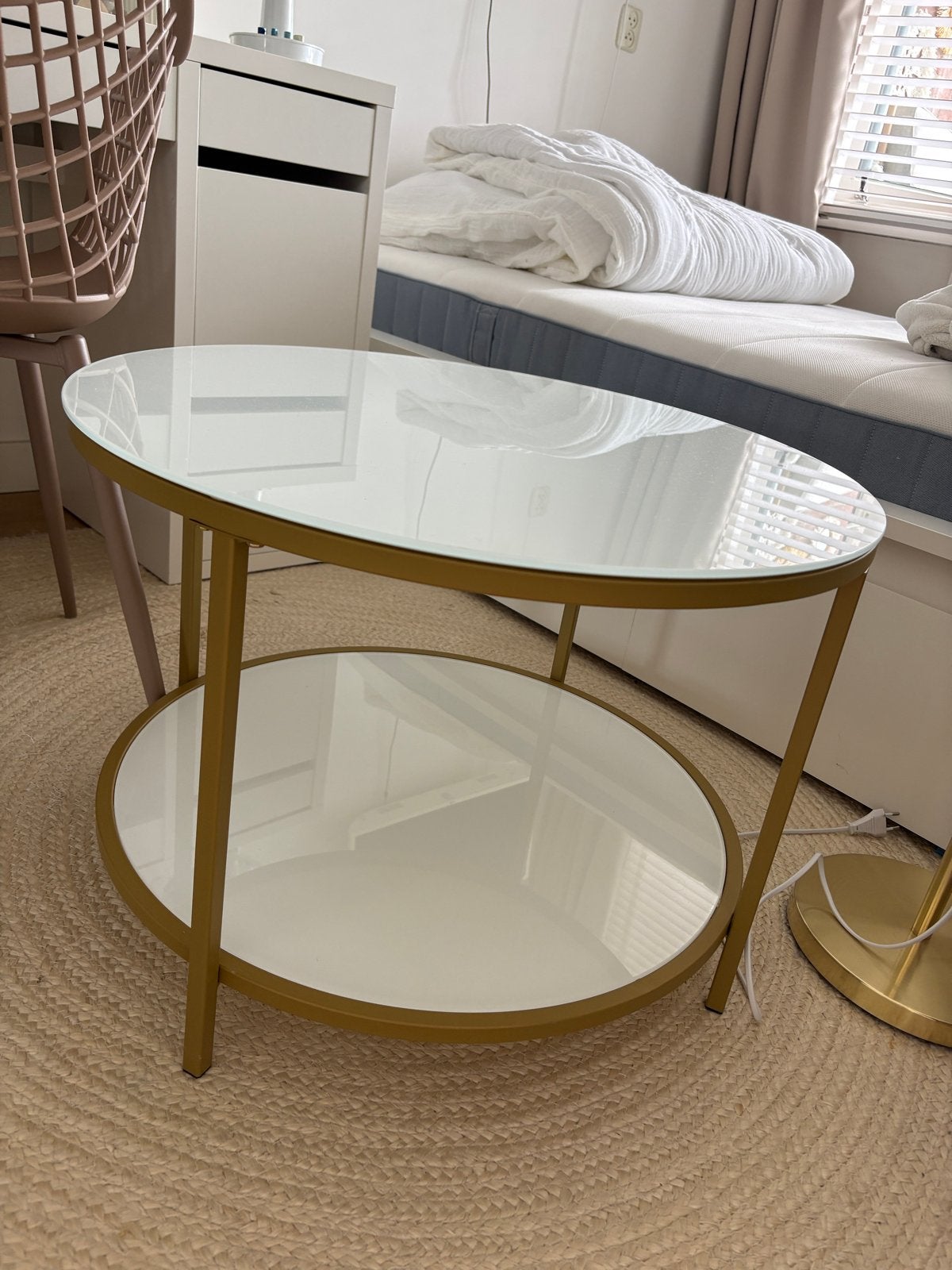 Gouden salontafel met glazen blad, Ophalen, 100 tot 150 cm, Rond, 50 tot 100 cm