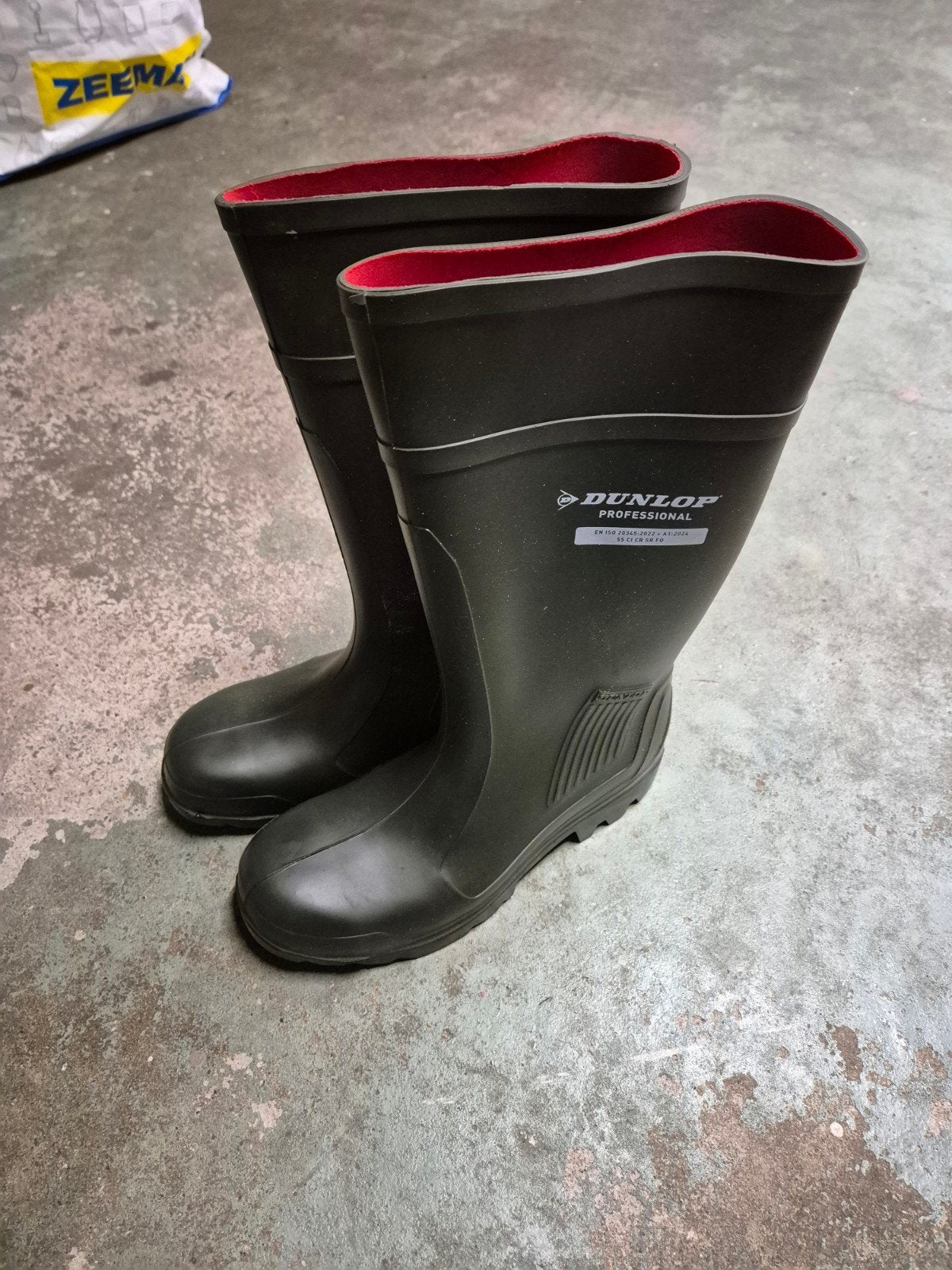Gloednieuwe Dunlop Professional knie werklaarzen maat 45 S5, Ophalen of Verzenden, Nieuw