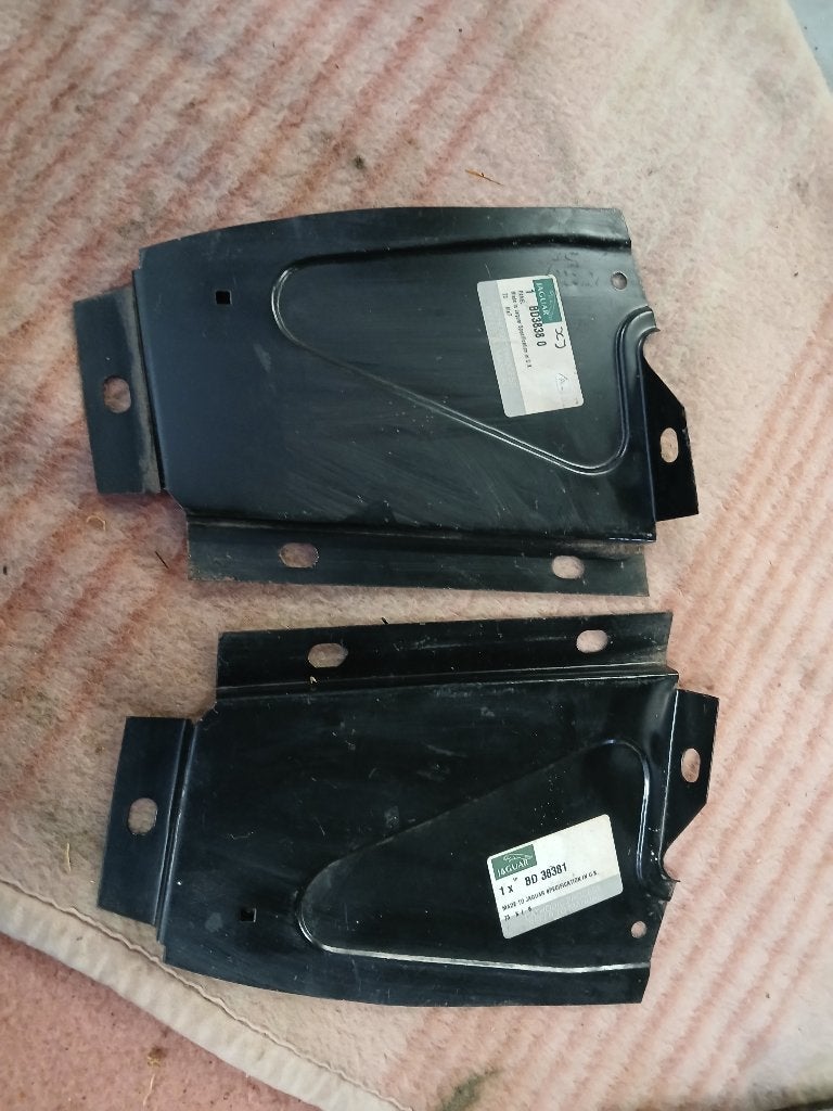 Splash guards XJ6 en XJ12, Auto-onderdelen, Carrosserie en Plaatwerk, Voor, Nieuw, Ophalen of Verzenden, Jaguar