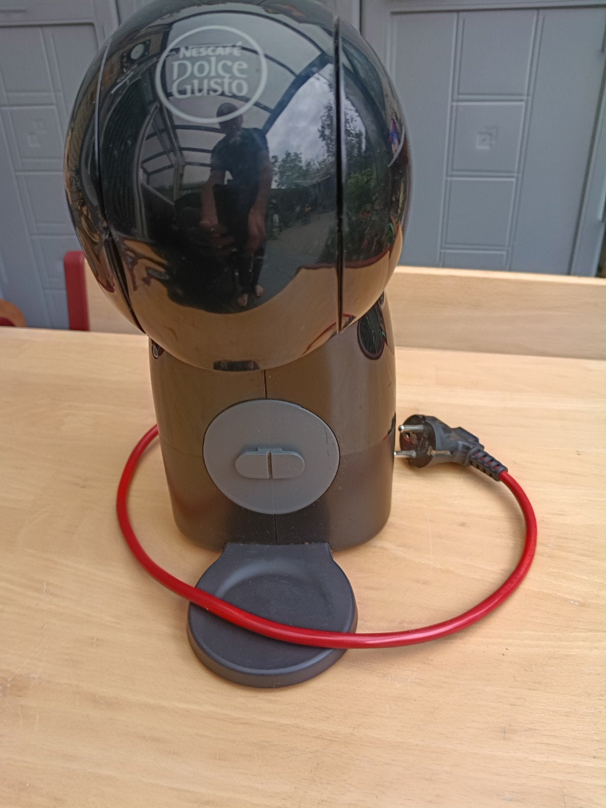 Nescafé Dolce Gusto koffiemachine - Zwart, Gebruikt, Koffiemachine, Ophalen of Verzenden, 1 kopje