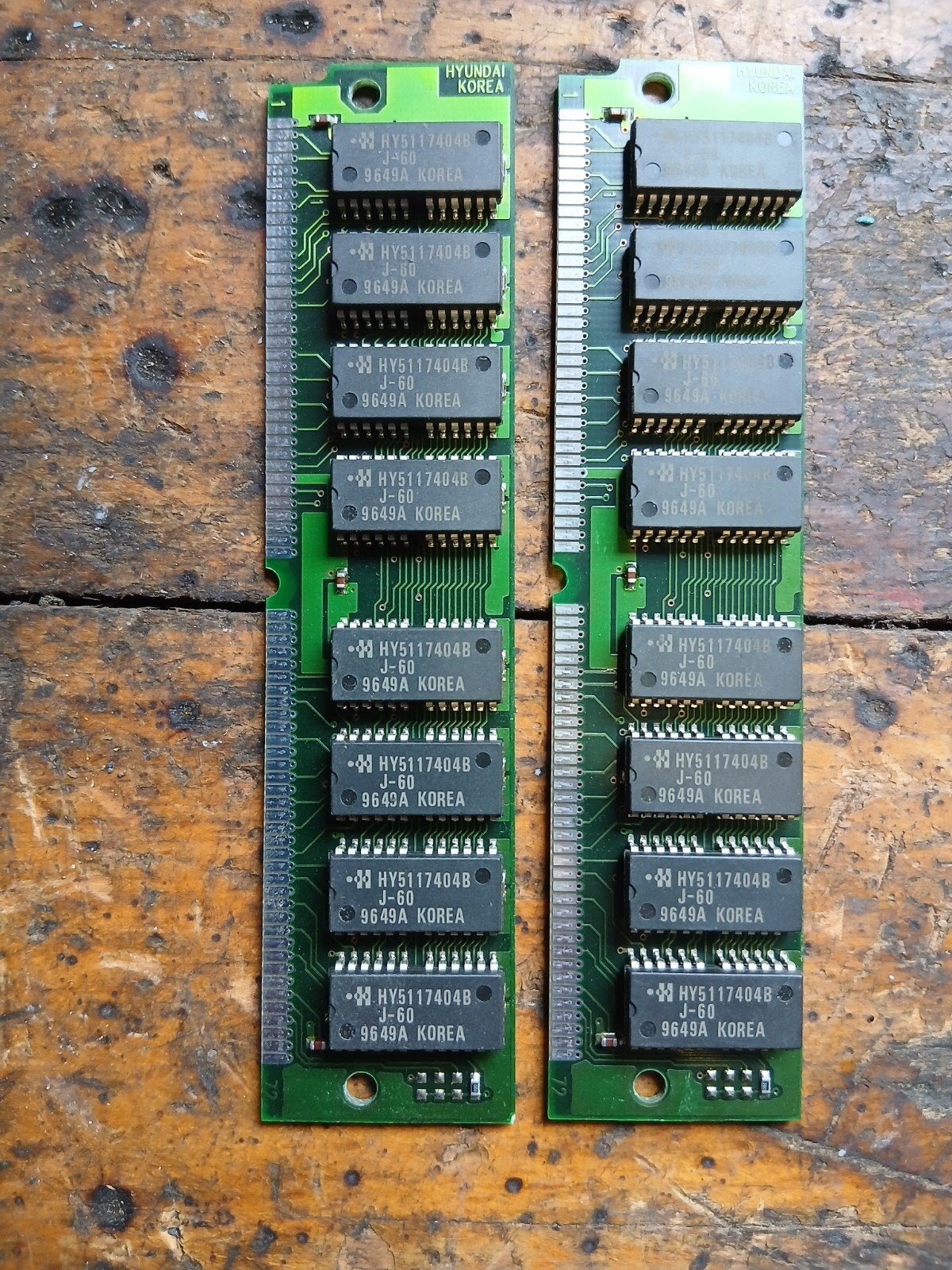 Vintage RAM Geheugenmodules Hyundai, Computers en Software, RAM geheugen, Gebruikt, Desktop, 1 GB of minder, Overige soorten, Ophalen of Verzenden