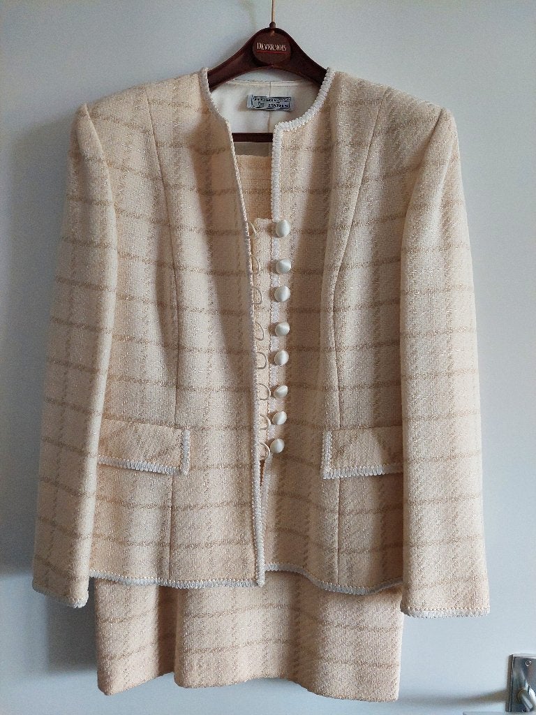 Roomkleurig pakje maat 40 Hero Paris, Kleding | Dames, Jasjes, Kostuums en Pakken, Maat 38/40 (M), Kostuum of Pak, Ophalen of Verzenden