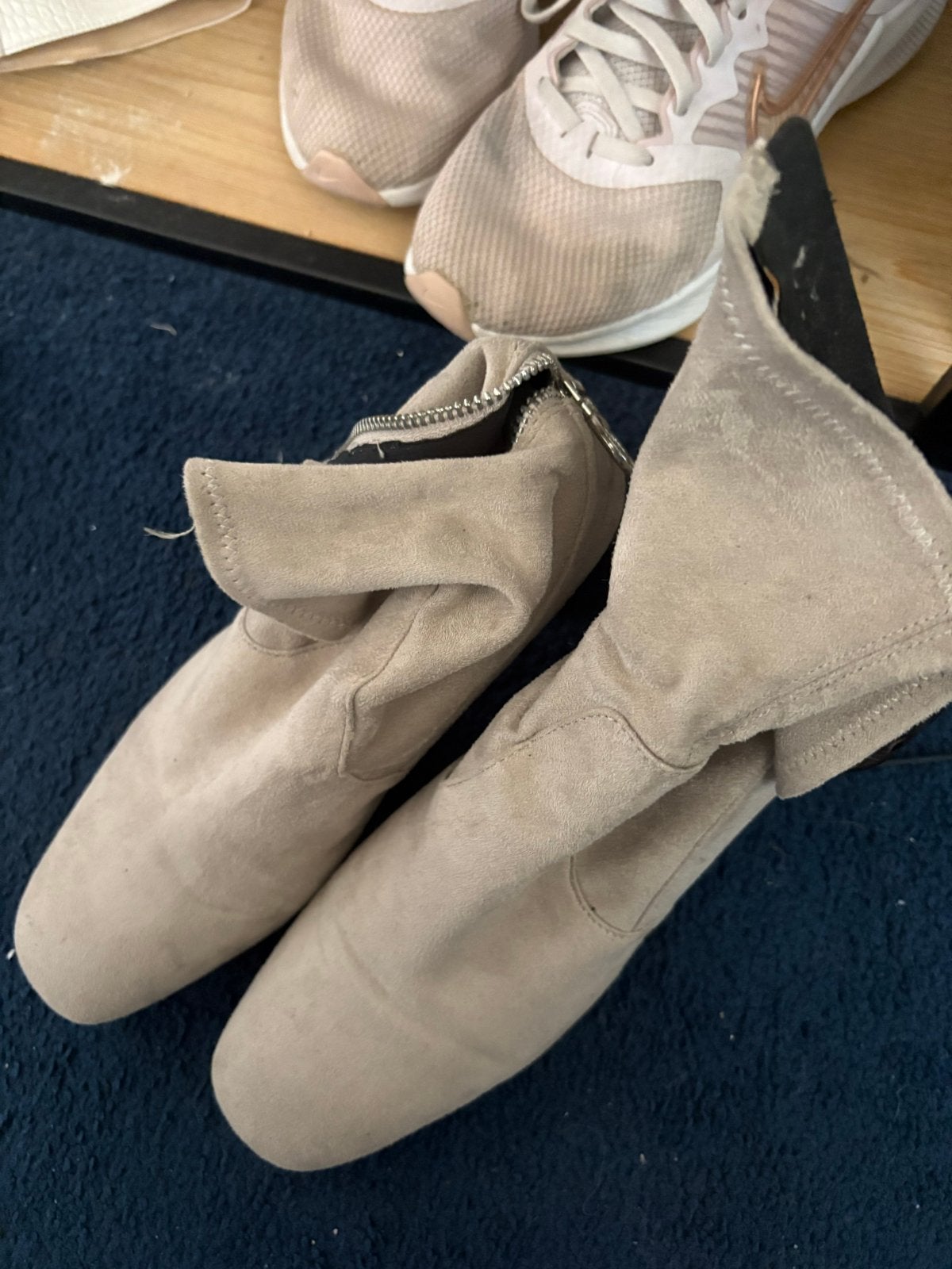 Gedragen hakjes maat 40, Ophalen, Gedragen, Beige, Schoenen met hoge hakken