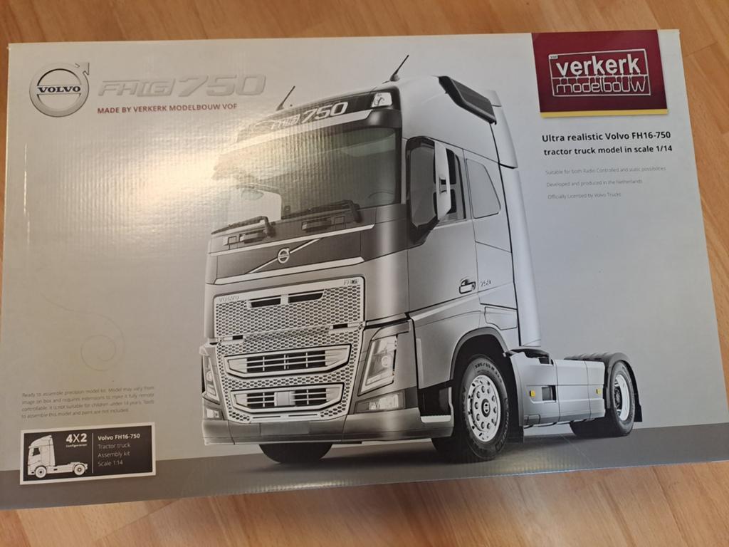 Volvo truck, Overige merken, 1:50 of kleiner, Ophalen of Verzenden, Zo goed als nieuw