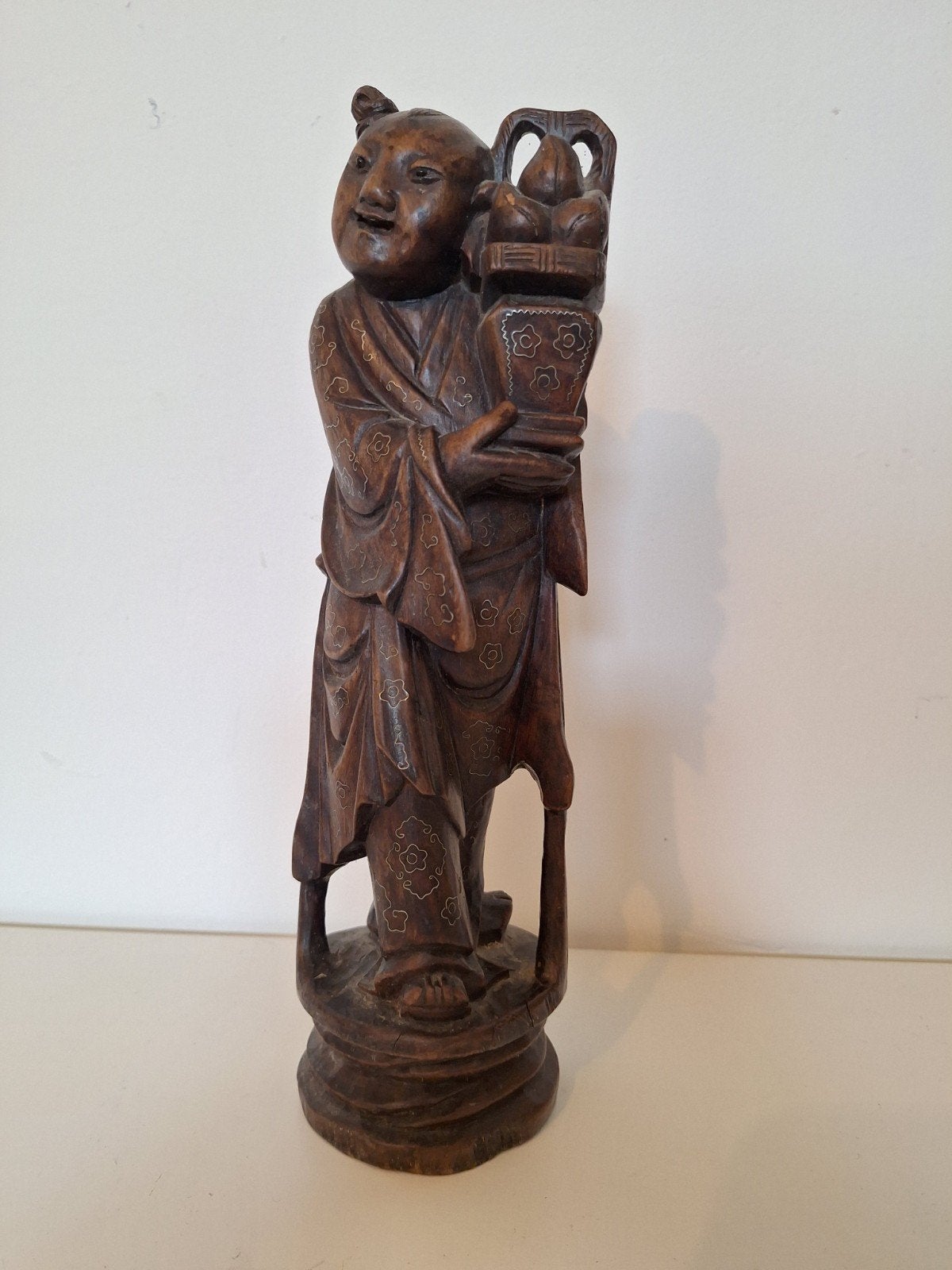 Antiek Chinees Houten Beeld van een Man met Vaas, Ophalen, 20 - 50 cm, Beeld, Hout